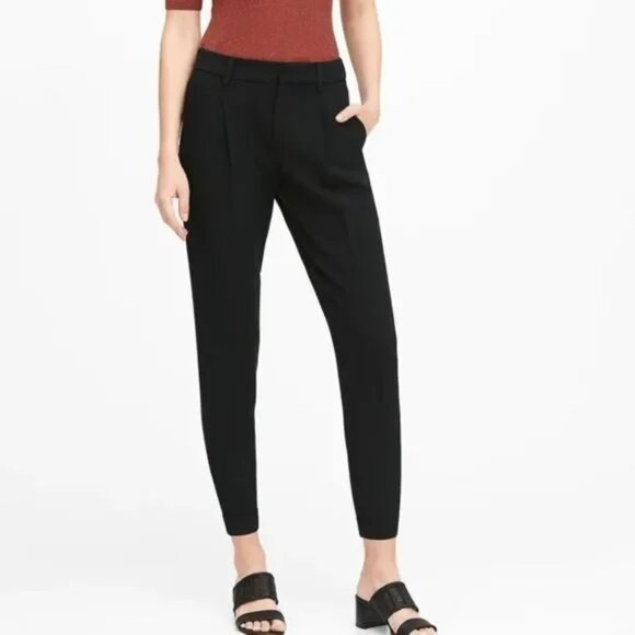 Banana Republic High Rise Pleated Front Tapered Ankle Pants Size 14 NWT - Picture 12 of 12